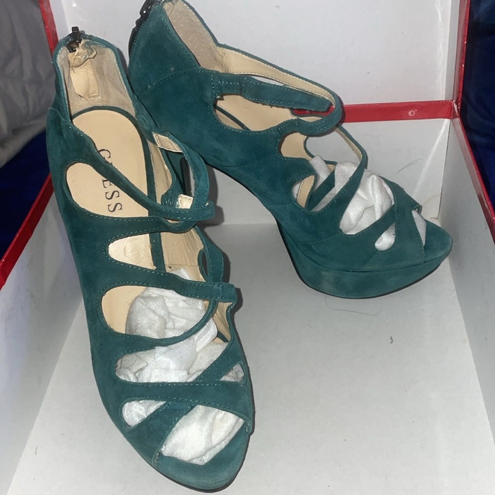 Cute Suede Green heels by XAppeal